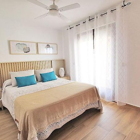 Апартаменты Apartamento Europa Primera Linea De Playa Guardamar Гвардамар-дель-Сегура Экстерьер фото